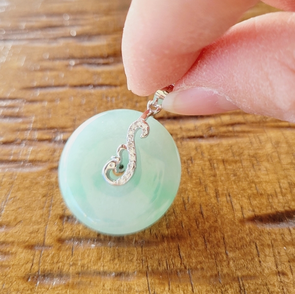 New Jade donut pendant with S925 necklace